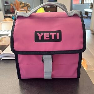 YETI Vibrant Pink Lunch Tote